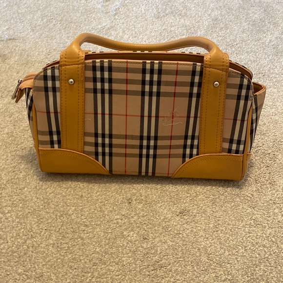 Handbags - Plaid Tan Handbag with Top Zipper Silver Hardware
